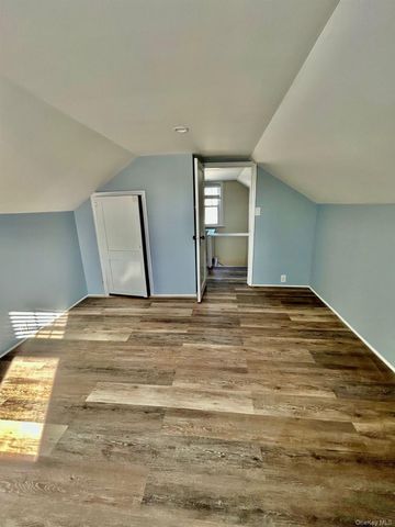 10 Vernon Avenue 2, Rockville Centre, NY 11570