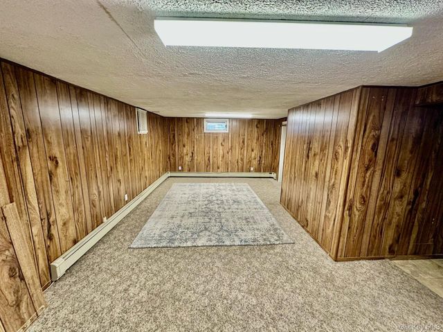 10 Vernon Avenue 2, Rockville Centre, NY 11570