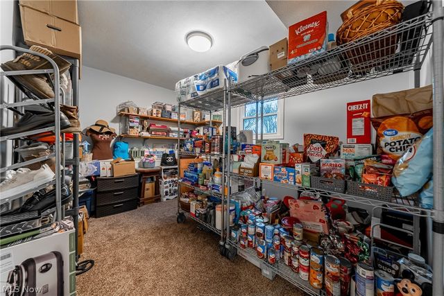 7791 Ridge Road, Parma, OH 44129