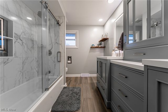 7791 Ridge Road, Parma, OH 44129