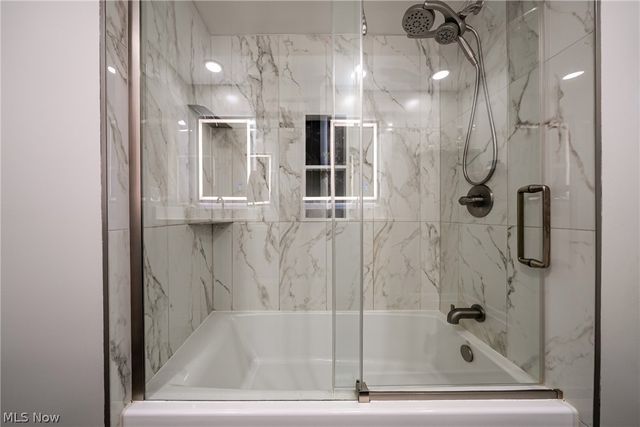 7791 Ridge Road, Parma, OH 44129