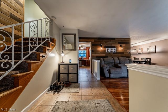 7791 Ridge Road, Parma, OH 44129