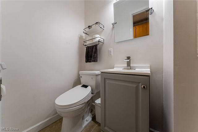 7791 Ridge Road, Parma, OH 44129