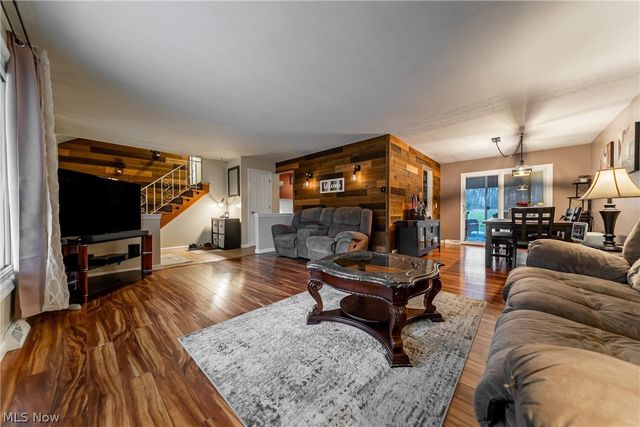 7791 Ridge Road, Parma, OH 44129