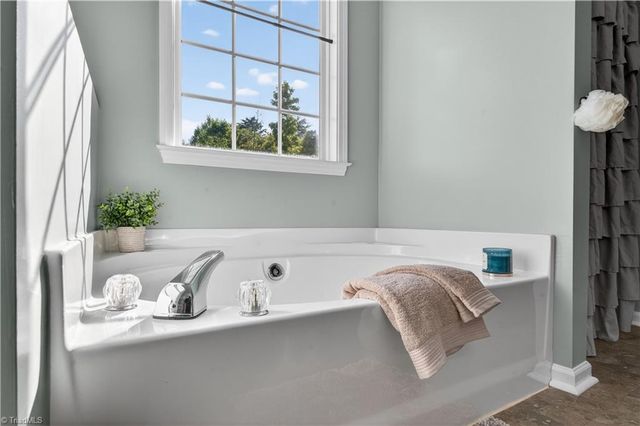 6051 Birkdale Drive, High Point, NC 27265
