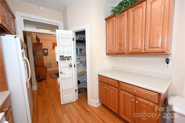 3800 Sarazen Court NE, Conover, NC 28613