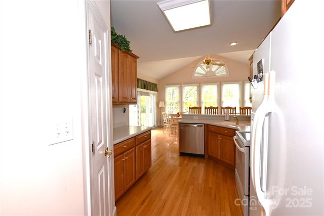 3800 Sarazen Court NE, Conover, NC 28613