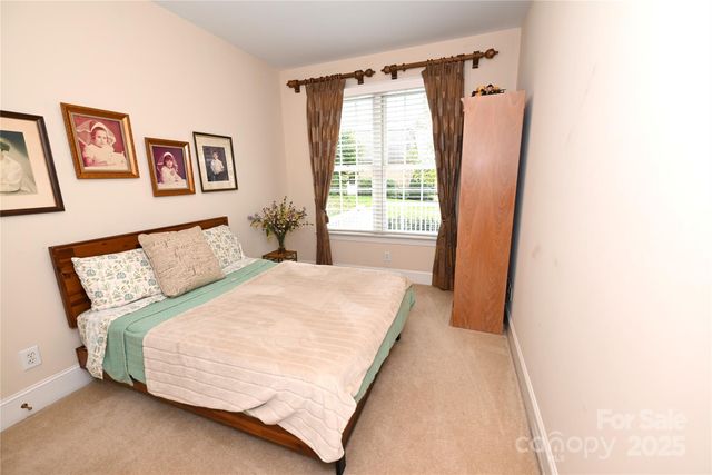 3800 Sarazen Court NE, Conover, NC 28613