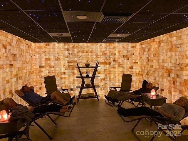 3800 Sarazen Court NE, Conover, NC 28613