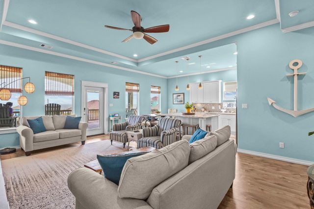 2929 Lakeside, Crystal Beach, TX 77650