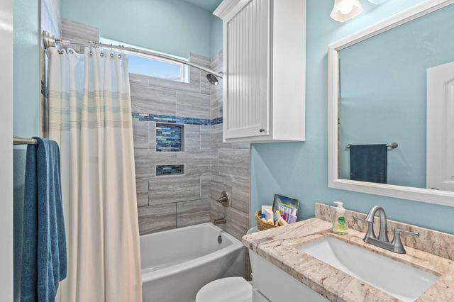 2929 Lakeside, Crystal Beach, TX 77650