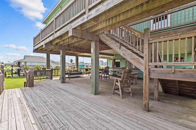 2929 Lakeside, Crystal Beach, TX 77650