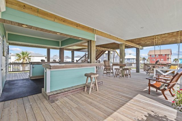 2929 Lakeside, Crystal Beach, TX 77650