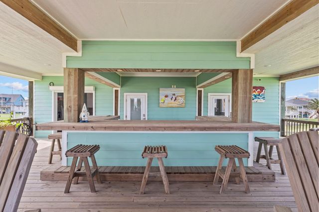 2929 Lakeside, Crystal Beach, TX 77650