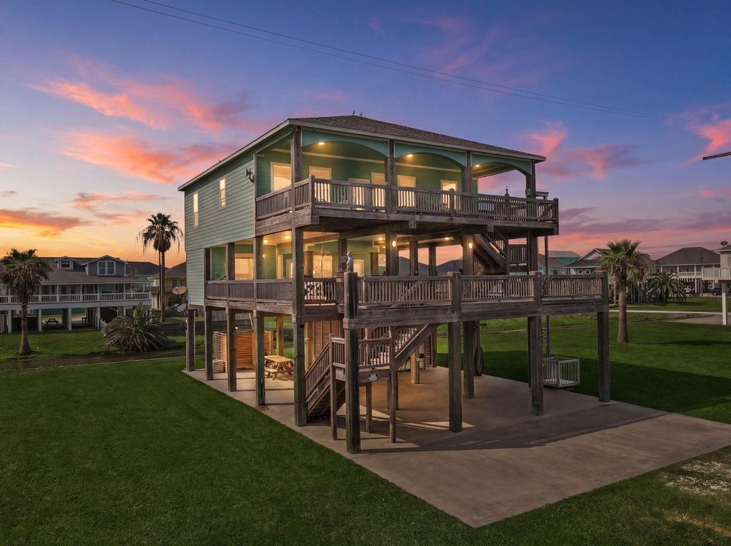 2929 Lakeside, Crystal Beach, TX 77650