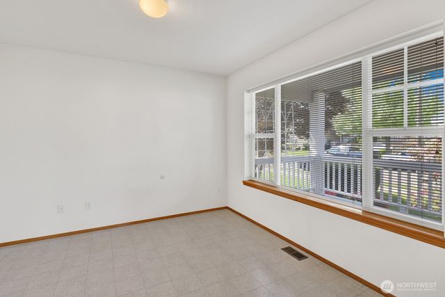 2272 Cherry Street, Lynden, WA 98264