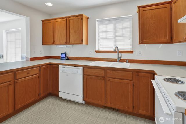 2272 Cherry Street, Lynden, WA 98264