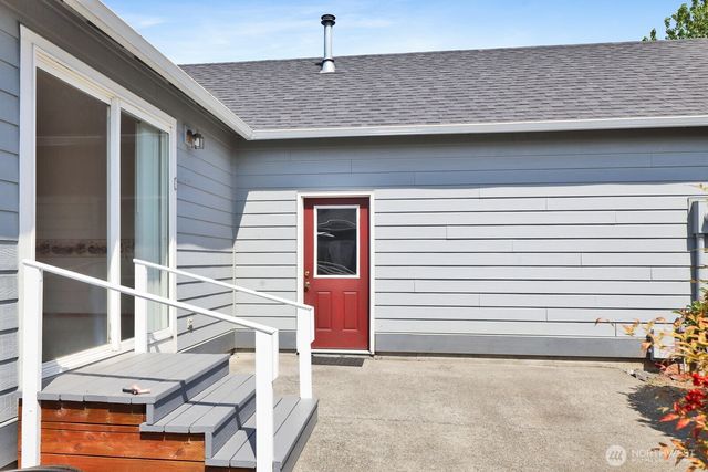 2272 Cherry Street, Lynden, WA 98264