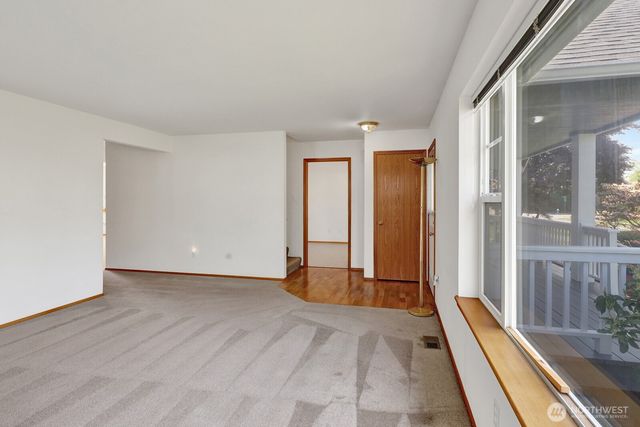 2272 Cherry Street, Lynden, WA 98264