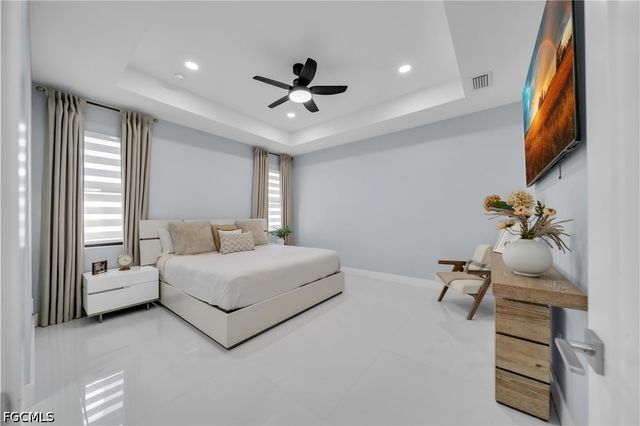 2804 NW 26th AVE, Cape Coral, FL 33993