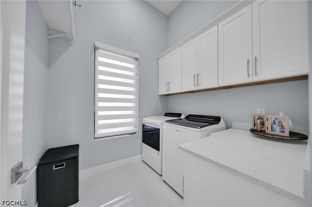 2804 NW 26th AVE, Cape Coral, FL 33993