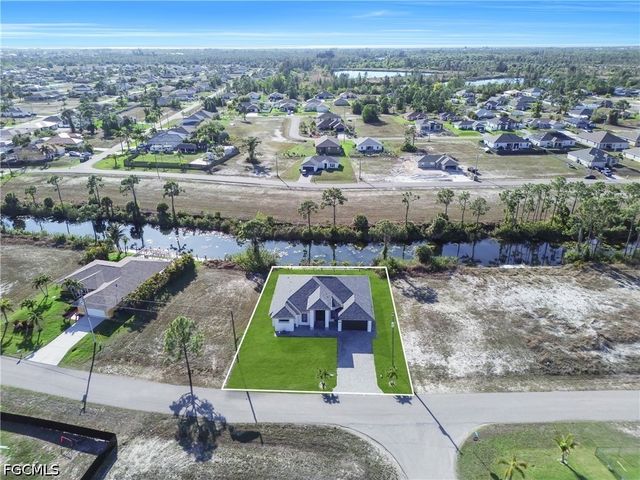 2804 NW 26th AVE, Cape Coral, FL 33993