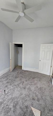 1215 Oakley Place, St Louis, MO 63112