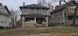 1215 Oakley Place, St Louis, MO 63112