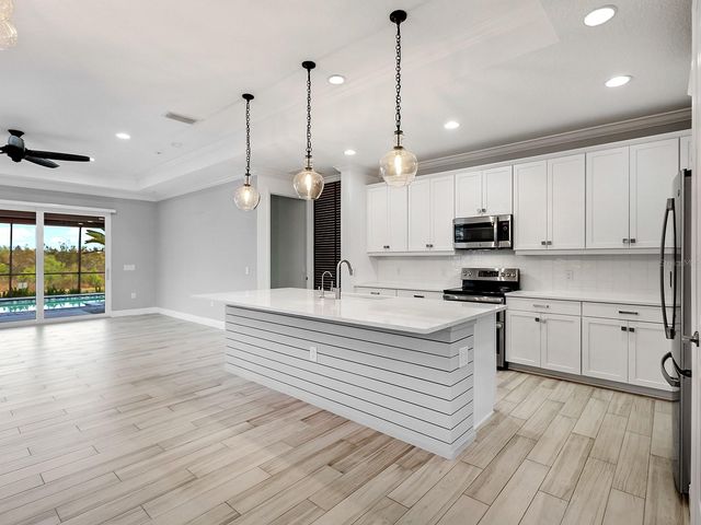 1010 CROSSWIND AVENUE, Sarasota, FL 34240