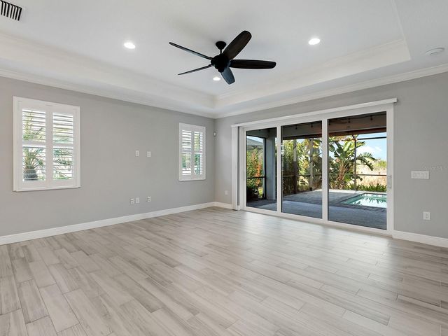 1010 CROSSWIND AVENUE, Sarasota, FL 34240