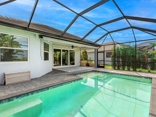 1010 CROSSWIND AVENUE, Sarasota, FL 34240