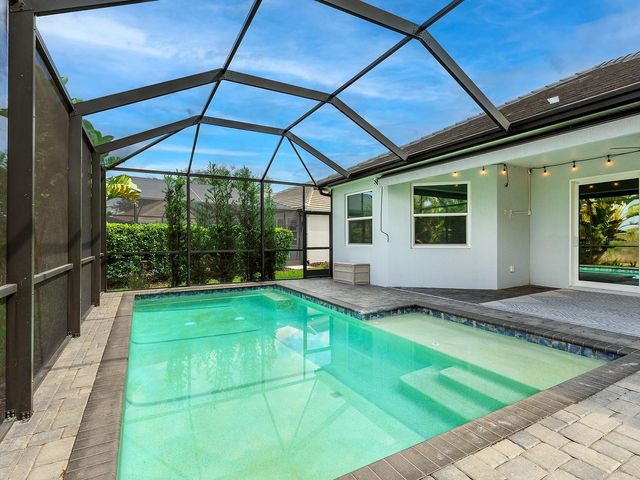 1010 CROSSWIND AVENUE, Sarasota, FL 34240