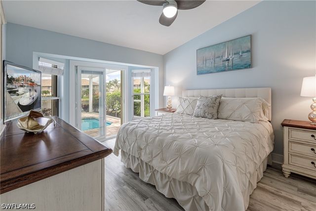 8654 Mustang DR 8, Naples, FL 34113