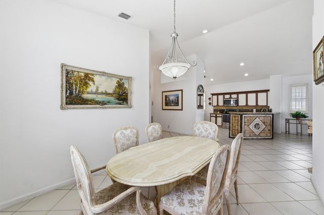 7229 Cataluna Circle, Delray Beach, FL 33446