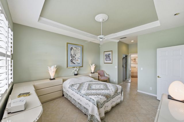 7229 Cataluna Circle, Delray Beach, FL 33446