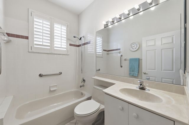 7229 Cataluna Circle, Delray Beach, FL 33446