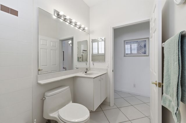 7229 Cataluna Circle, Delray Beach, FL 33446