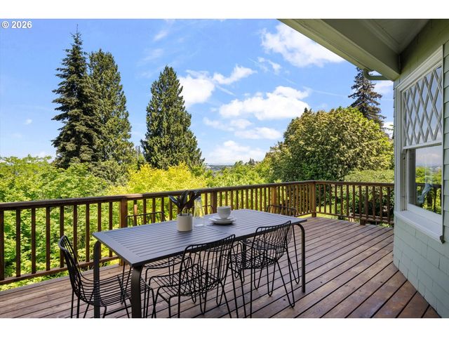 3411 Nw THURMAN St, Portland, OR 97210