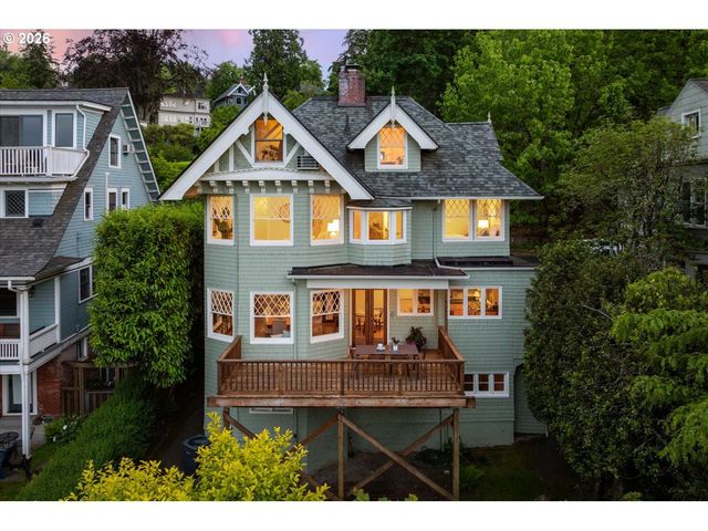 3411 Nw THURMAN St, Portland, OR 97210