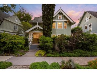 3411 Nw THURMAN St, Portland, OR 97210