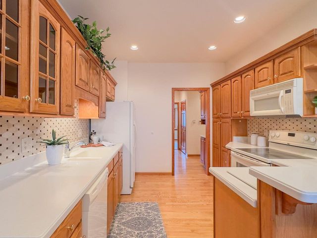 2436 Caribou LANE, Grafton, WI 53024