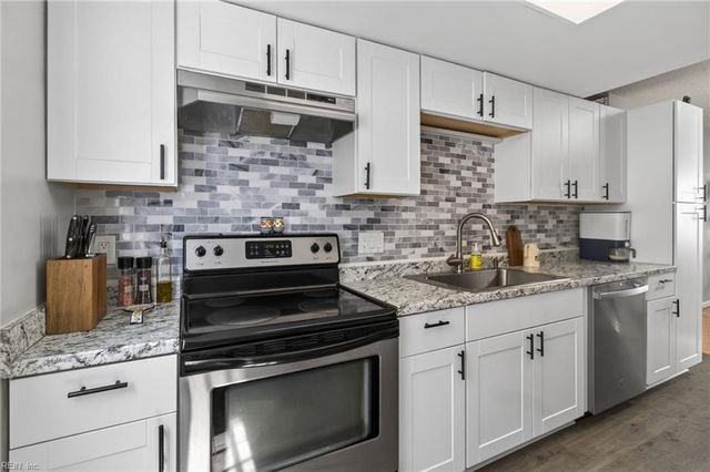 4912 Denny DR, Virginia Beach, VA 23464