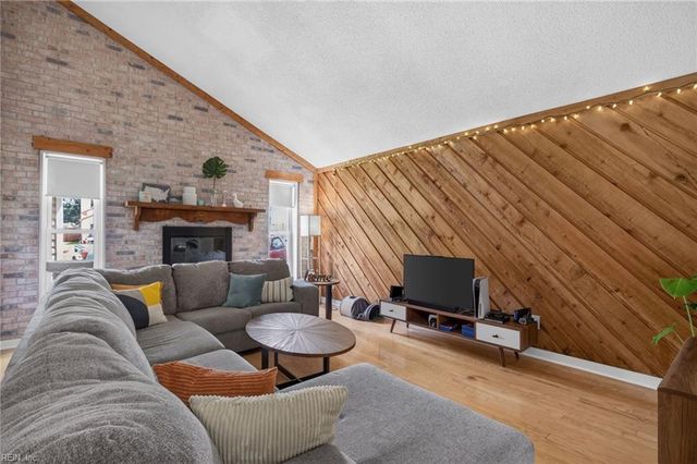 4912 Denny DR, Virginia Beach, VA 23464