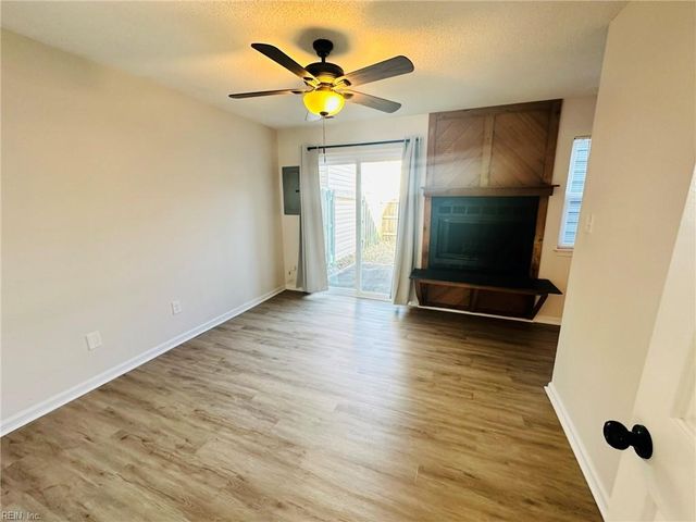 3914 Thalia Trace CT, Virginia Beach, VA 23452