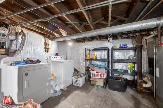 2118 W 16th Street, Davenport, IA 52804