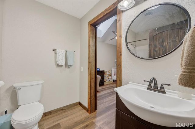 27960 Highway NN, Laquey, MO 65534