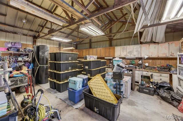 27960 Highway NN, Laquey, MO 65534