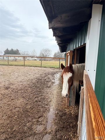 27960 Highway NN, Laquey, MO 65534