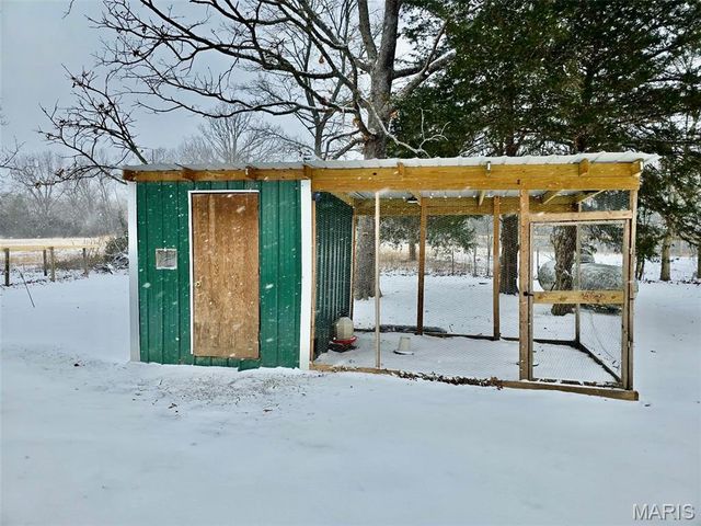 27960 Highway NN, Laquey, MO 65534