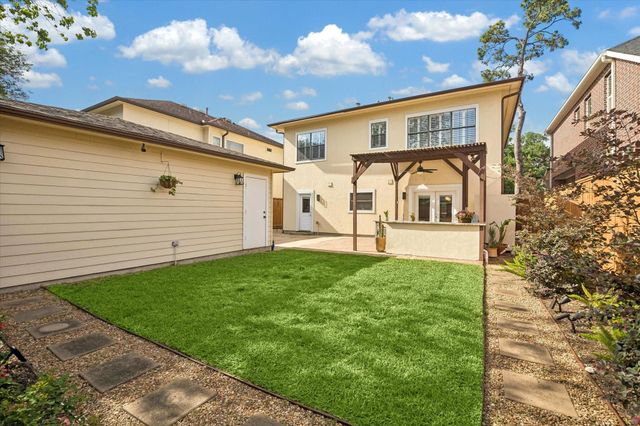 4209 Sunset Boulevard, West University Place, TX 77005